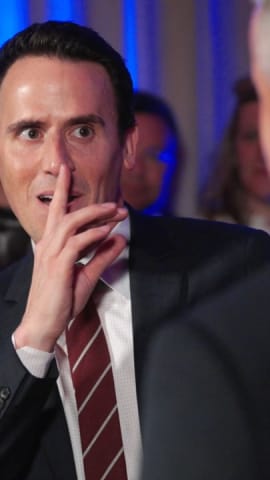 Oz Pearlman blows the minds of Ryder Cup Captains